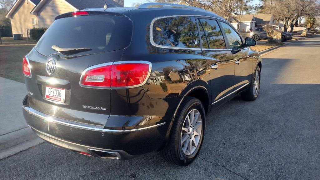 2016 Buick Enclave Convenience photo