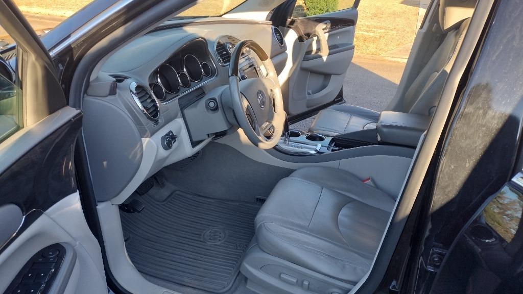 2016 Buick Enclave Convenience photo