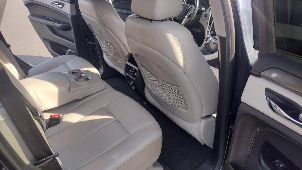 2015 Cadillac SRX photo