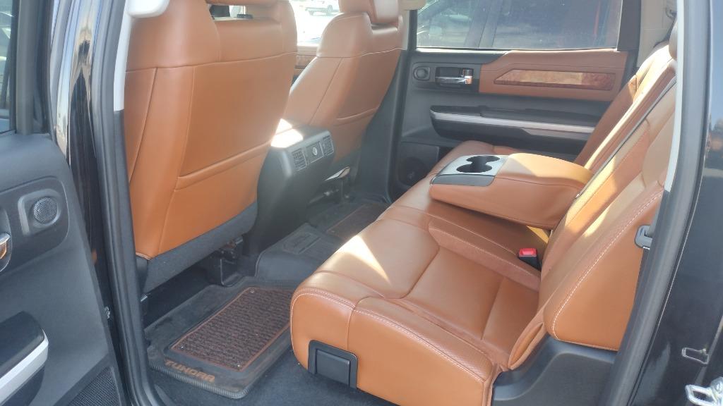 2014 Toyota Tundra Platinum photo