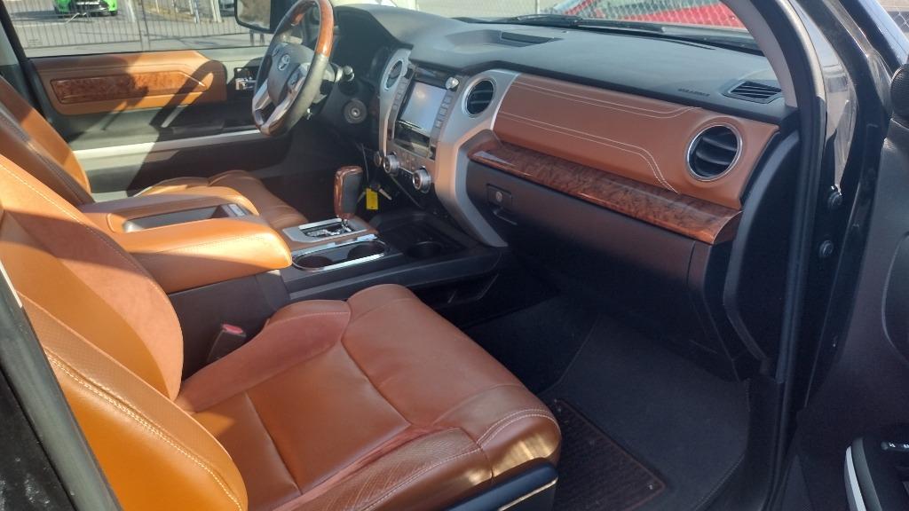 2014 Toyota Tundra Platinum photo