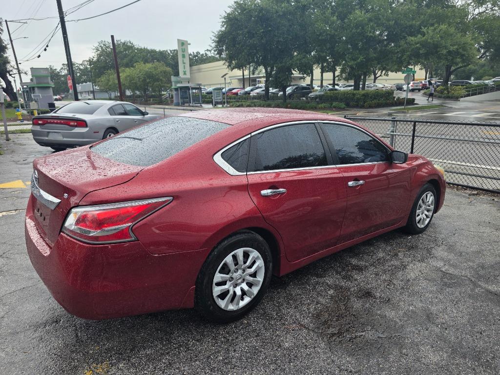 2015 Nissan Altima - $4,500