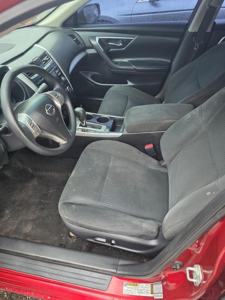 2015 Nissan Altima - $4,500