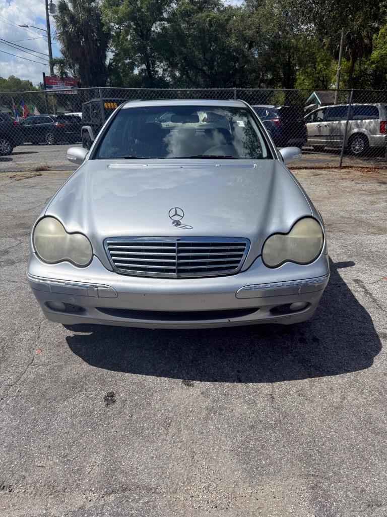 2004 Mercedes-Benz C-Class - $2,995