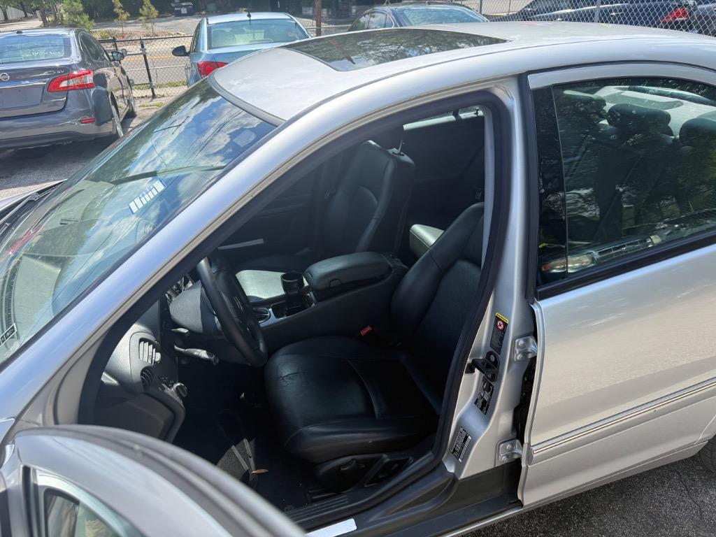 2004 Mercedes-Benz C-Class - $2,995