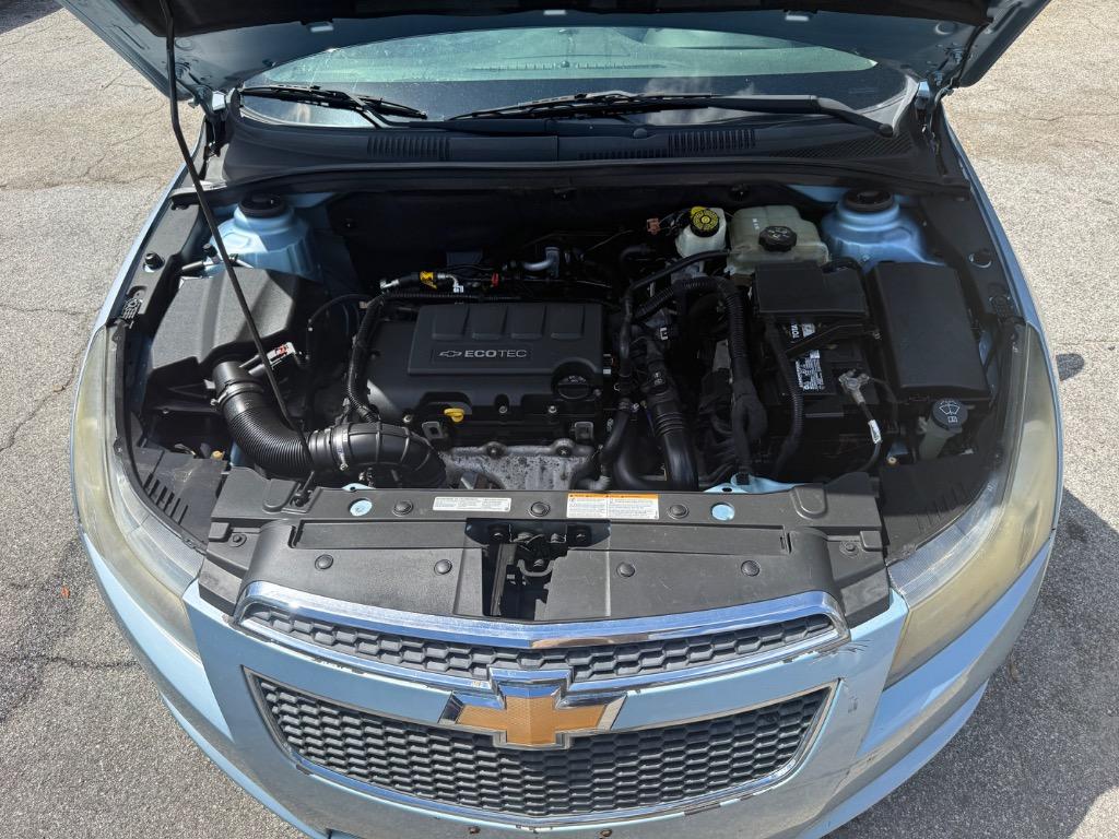 2012 Chevrolet Cruze - $2,995