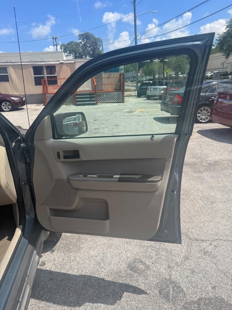 2011 Ford Escape - $3,995