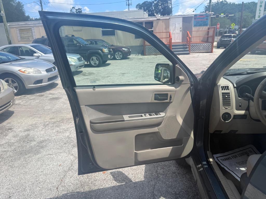 2011 Ford Escape - $3,995