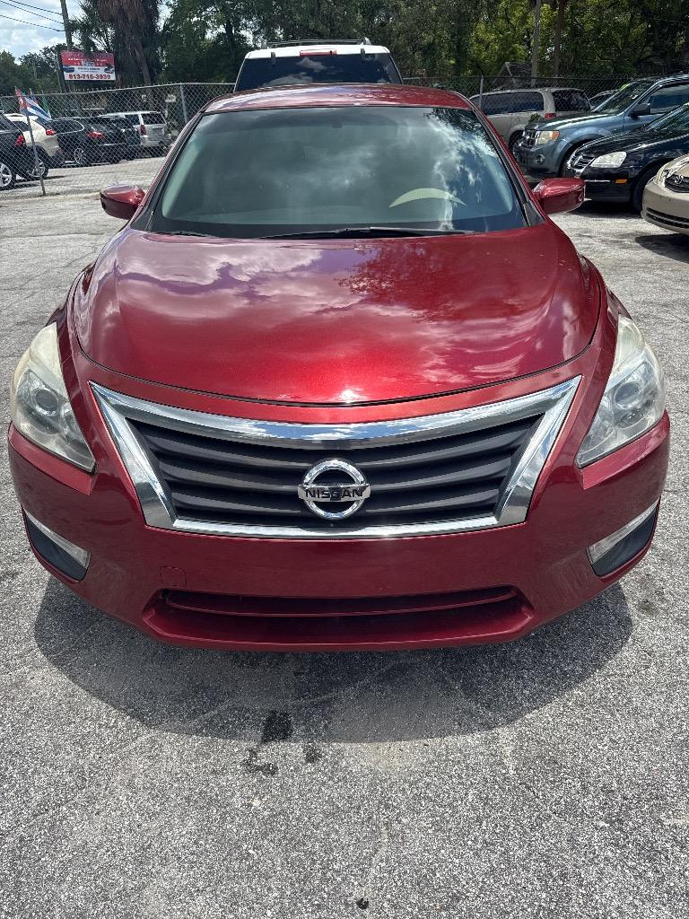 2014 Nissan Altima - $4,500