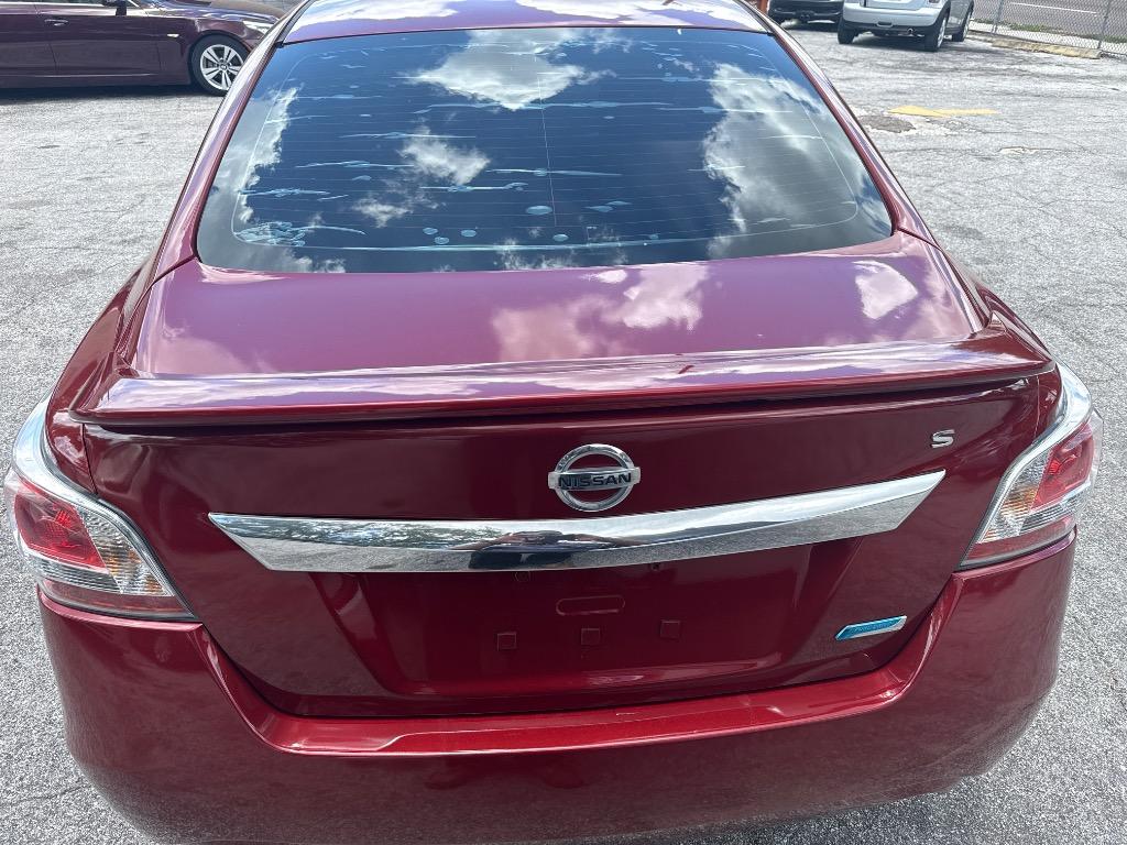 2014 Nissan Altima - $4,500