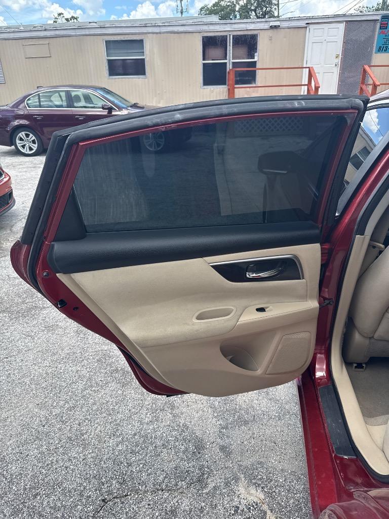 2014 Nissan Altima - $4,500