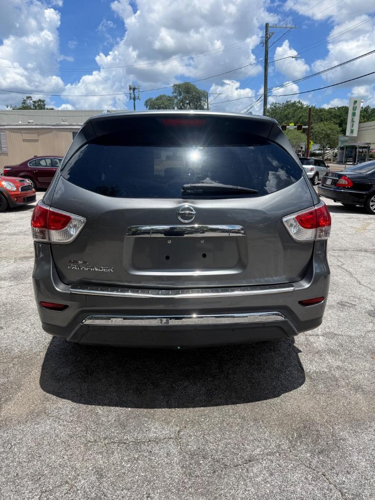 2015 Nissan Pathfinder - $3,500
