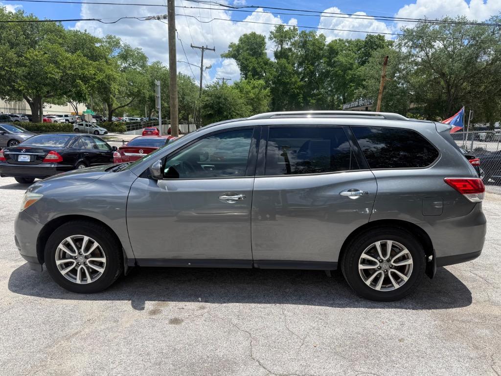 2015 Nissan Pathfinder - $3,500