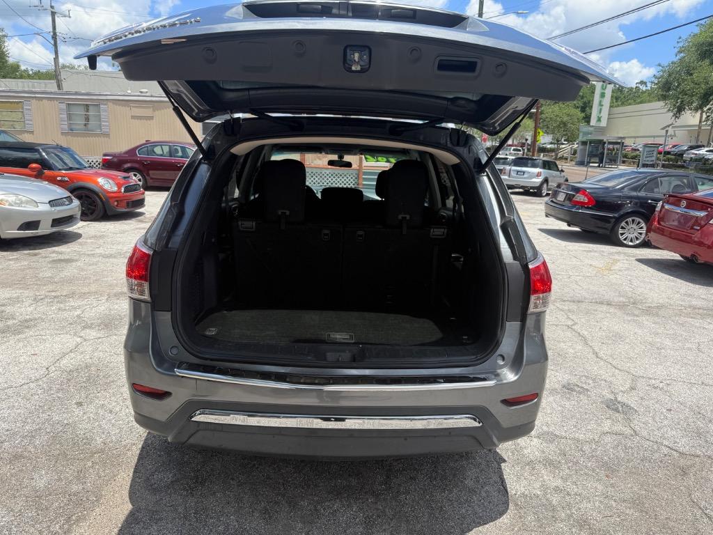 2015 Nissan Pathfinder - $3,500
