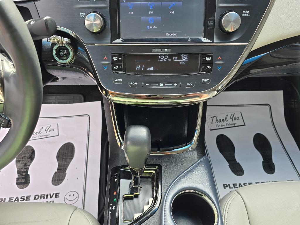 2015 Toyota Avalon XLE Touring photo