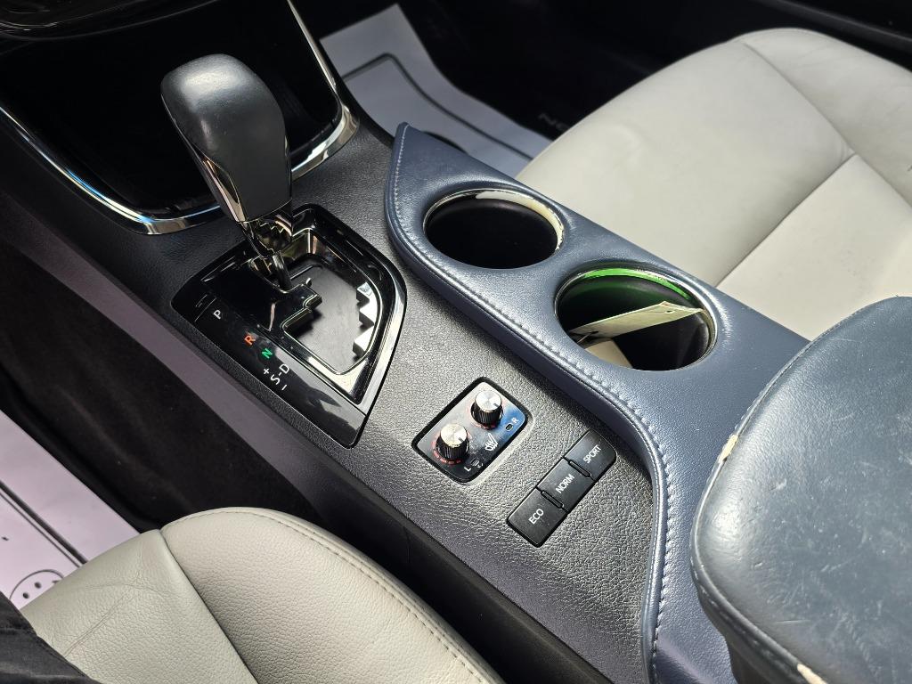 2015 Toyota Avalon XLE Touring photo