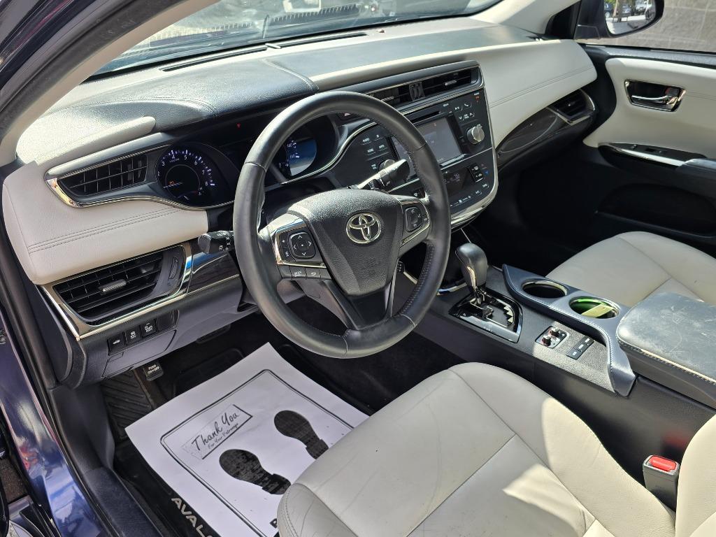 2015 Toyota Avalon XLE Touring photo