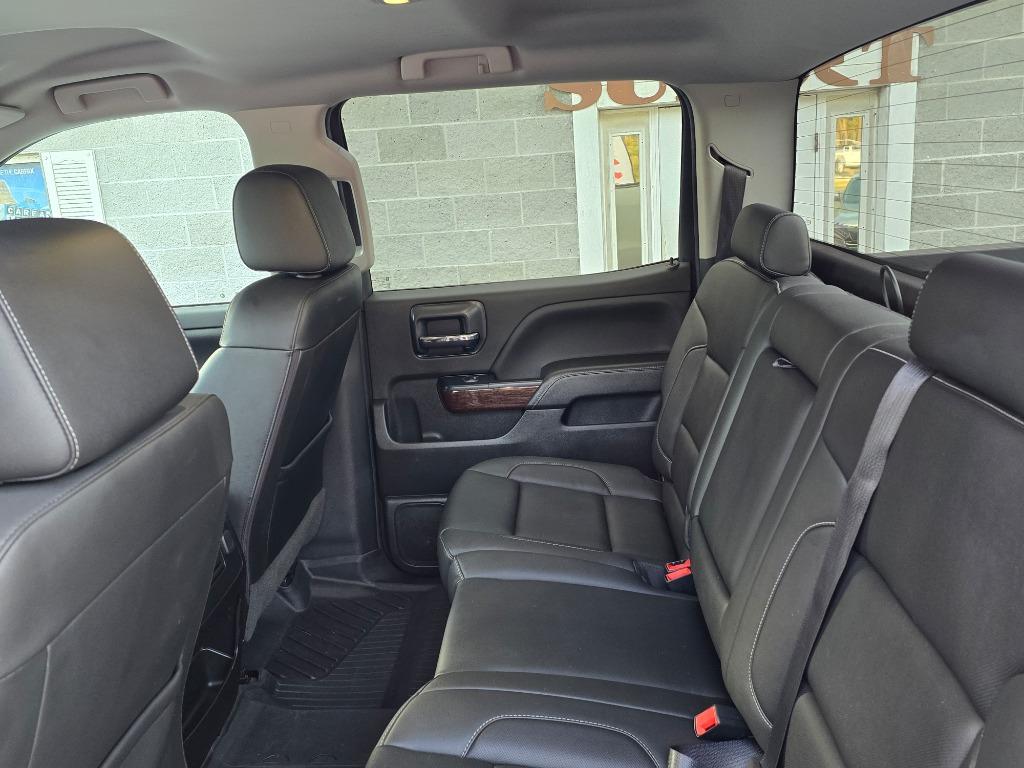 2018 GMC Sierra 1500 SLT photo