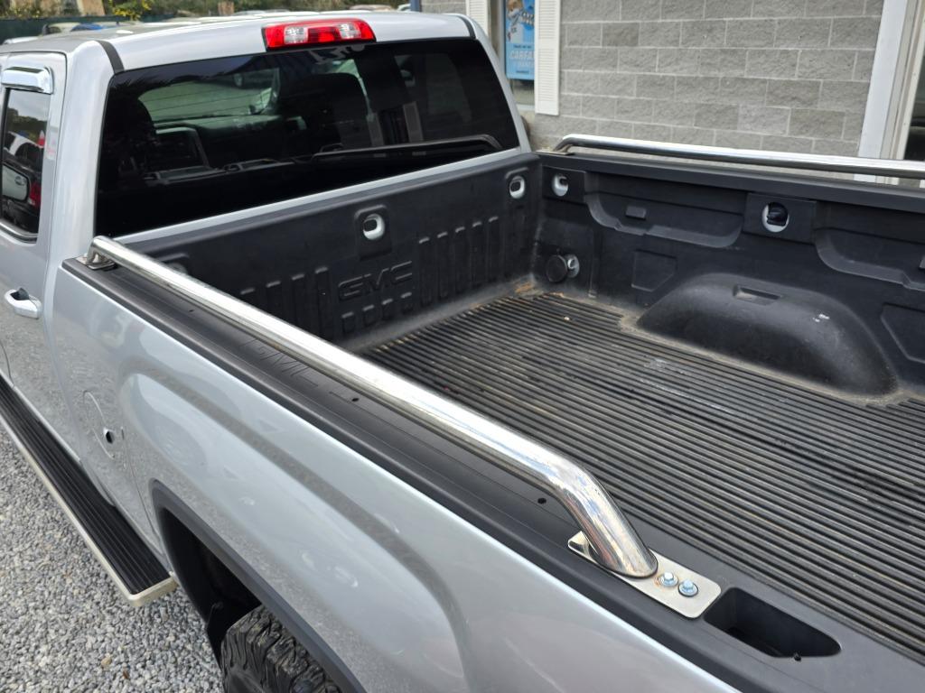 2015 GMC Sierra 1500 SLE photo