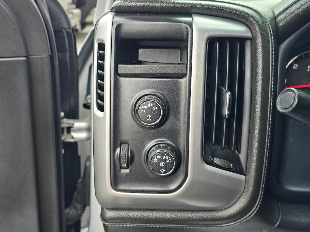 2015 GMC Sierra 1500 SLE photo