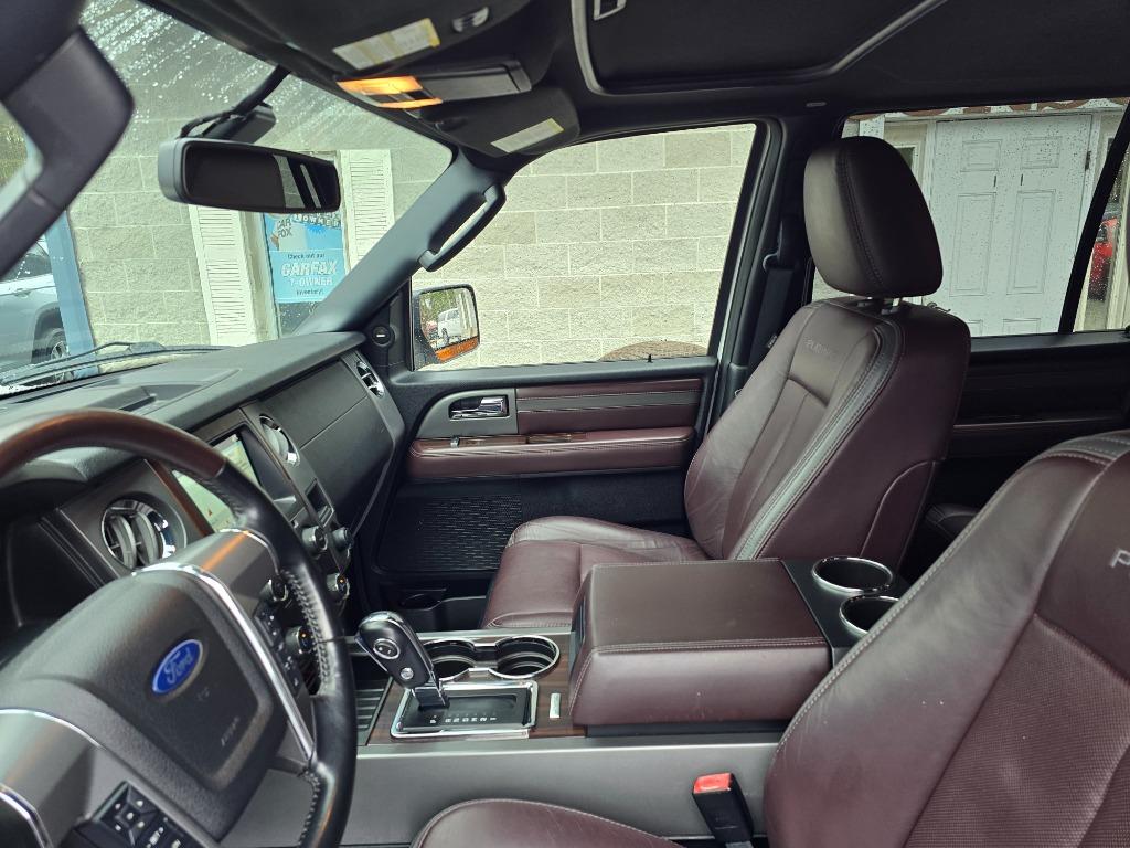 2017 Ford Expedition Platinum photo