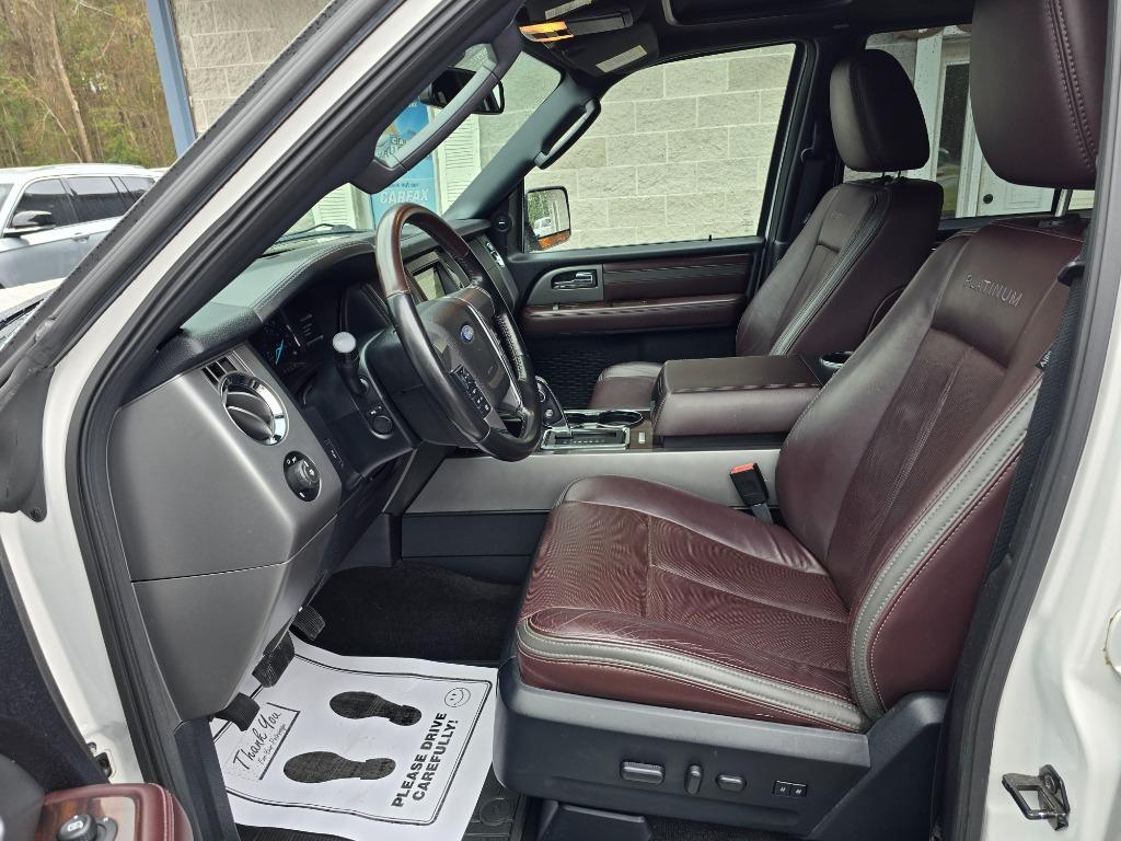 2017 Ford Expedition Platinum photo
