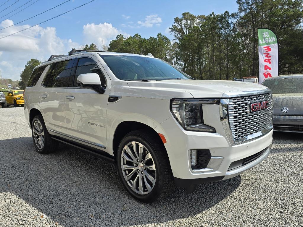 2021 GMC Yukon Denali photo