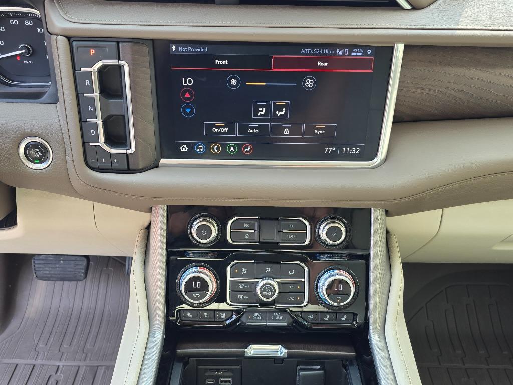 2021 GMC Yukon Denali photo