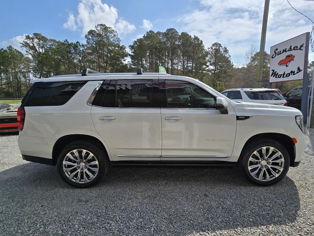 2021 GMC Yukon Denali photo