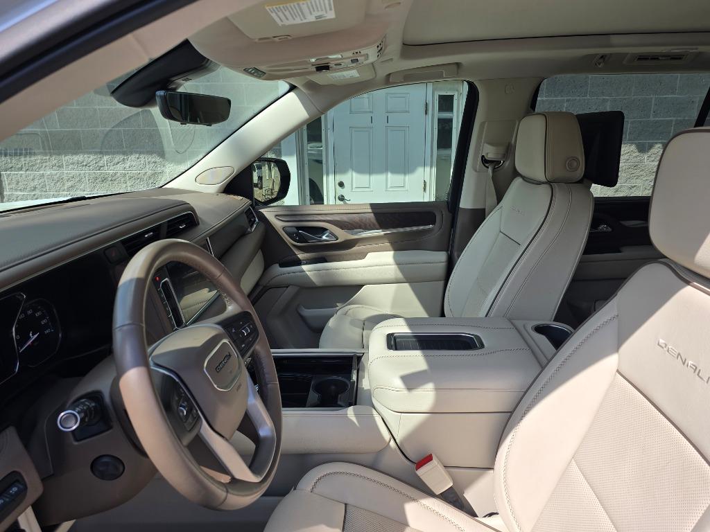 2021 GMC Yukon Denali photo