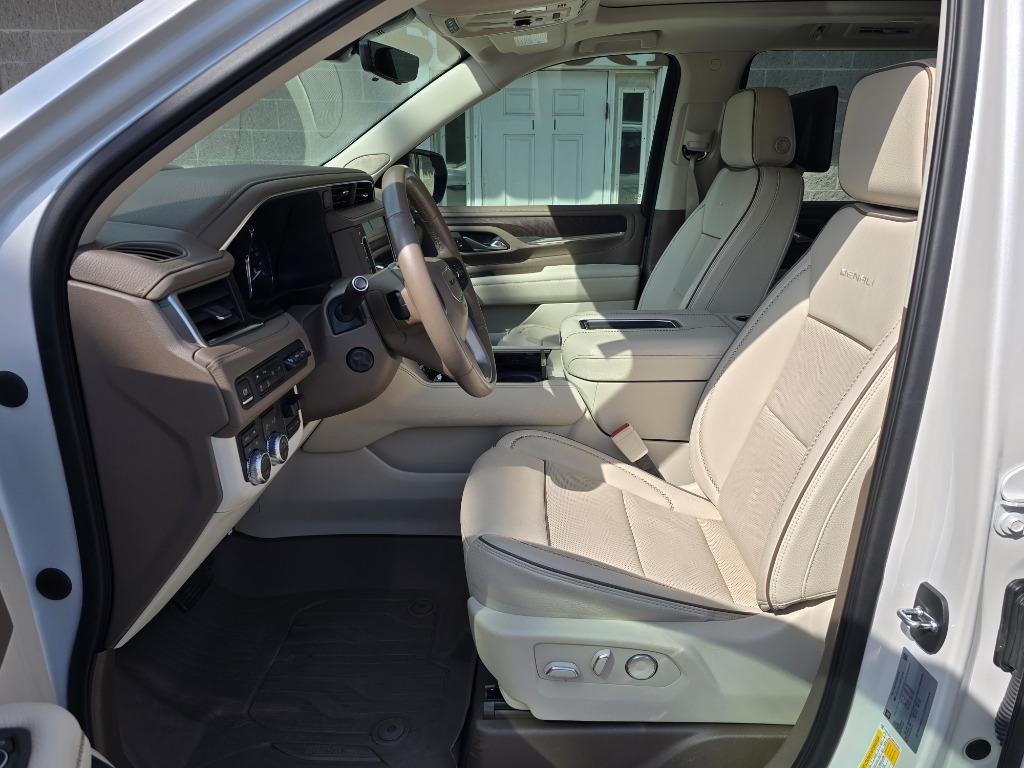2021 GMC Yukon Denali photo