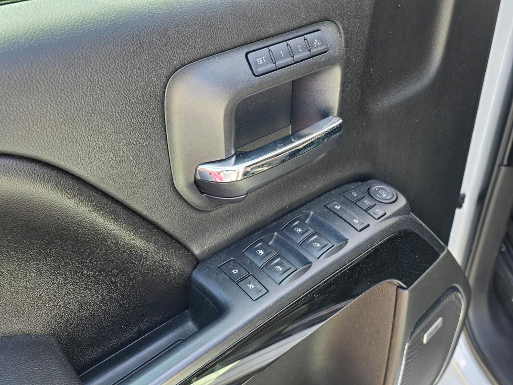 2017 Chevrolet Silverado 1500 LTZ Z71 photo