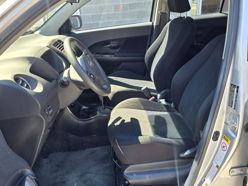 2008 Scion xD photo