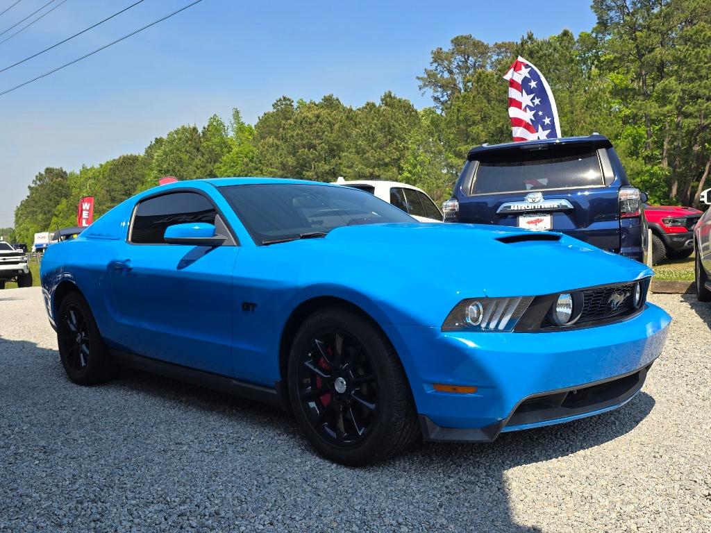 2010 Ford Mustang GT Premium photo