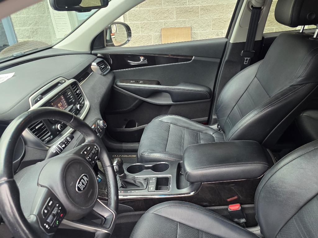 2016 Kia Sorento EX photo