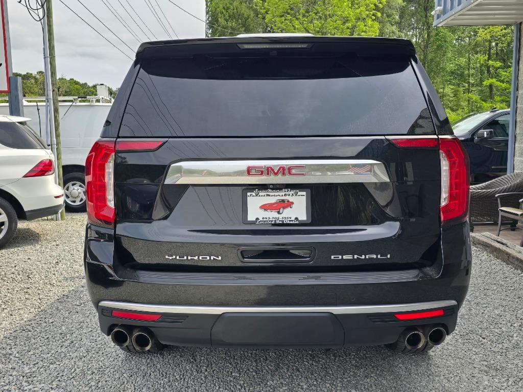 2021 GMC Yukon Denali photo