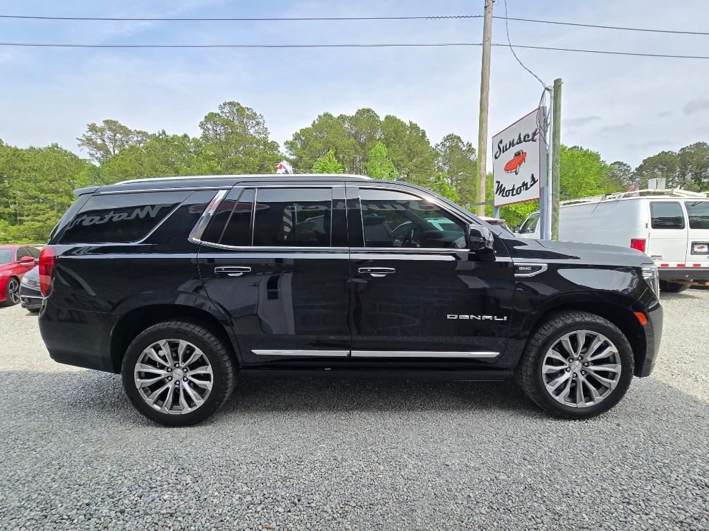 2021 GMC Yukon Denali photo