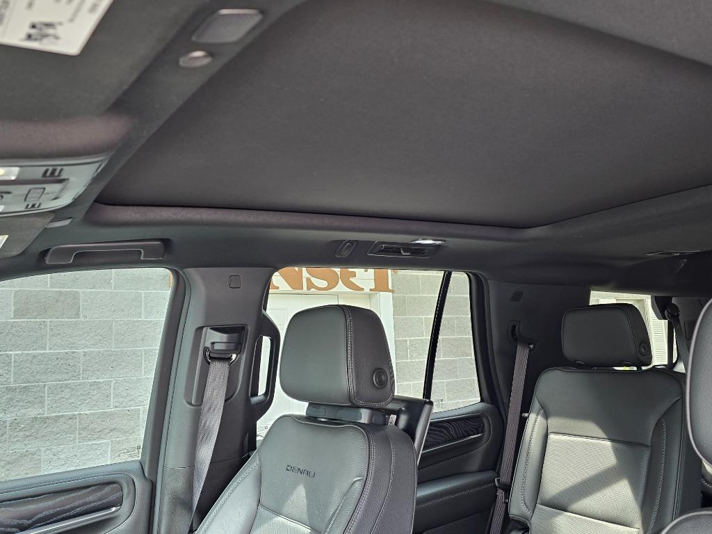 2021 GMC Yukon Denali photo