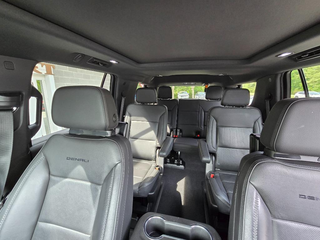 2021 GMC Yukon Denali photo