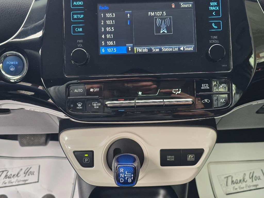 2016 Toyota Prius - $14,995