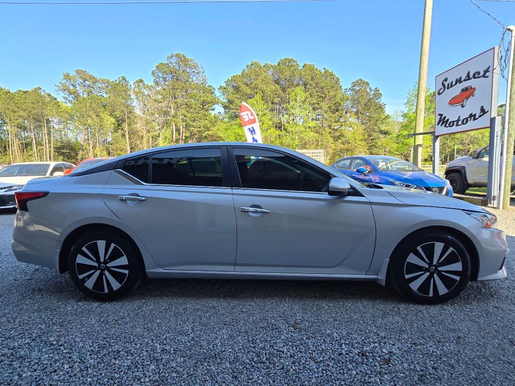 2022 Nissan Altima - $19,995