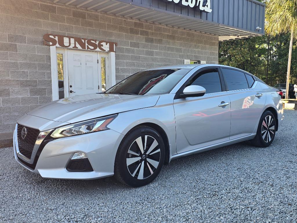 2022 Nissan Altima - $19,995