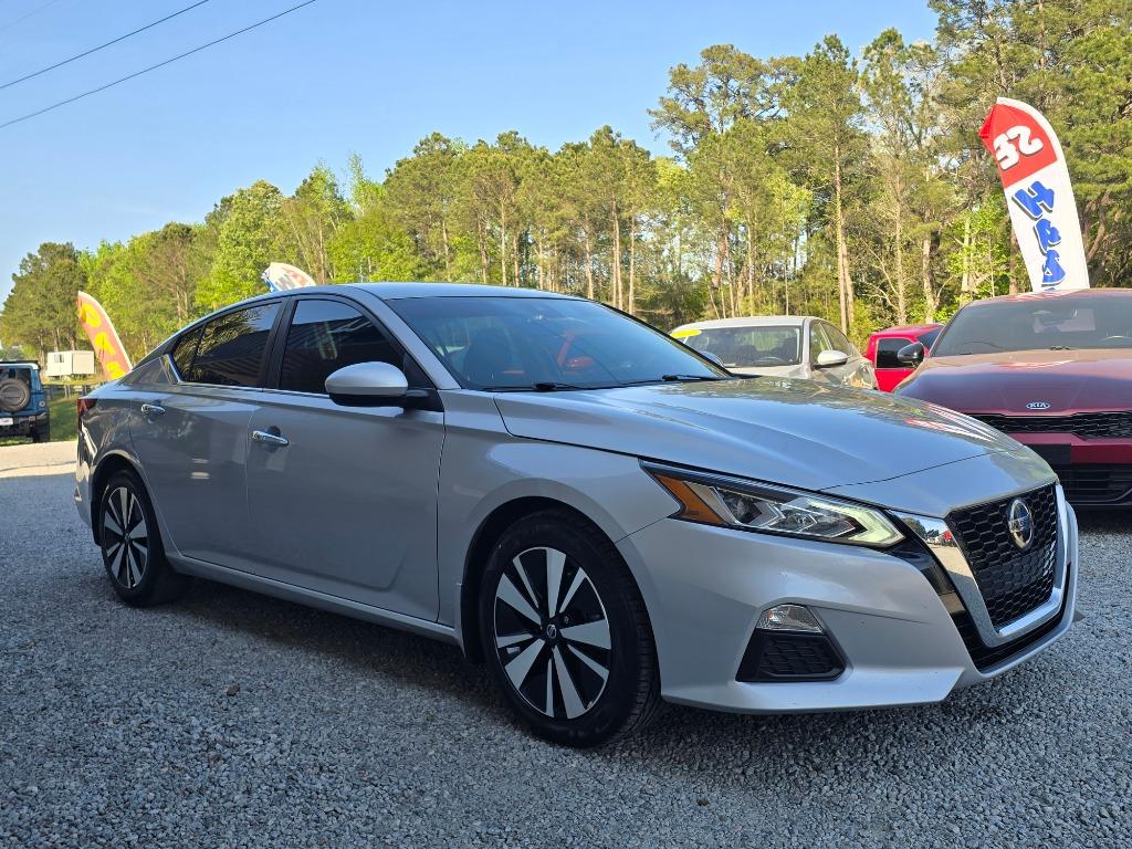 2022 Nissan Altima - $19,995