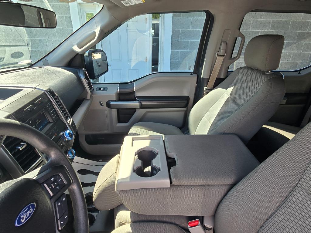 2017 Ford F-150 - $21,995