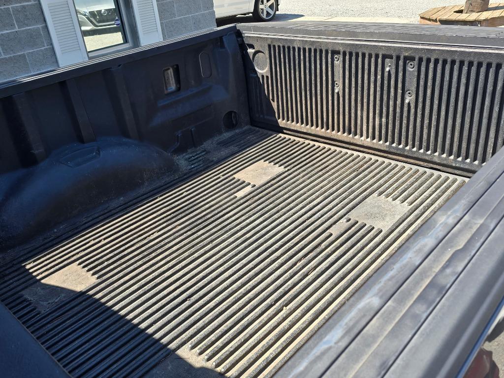 2017 Ford F-150 - $21,995