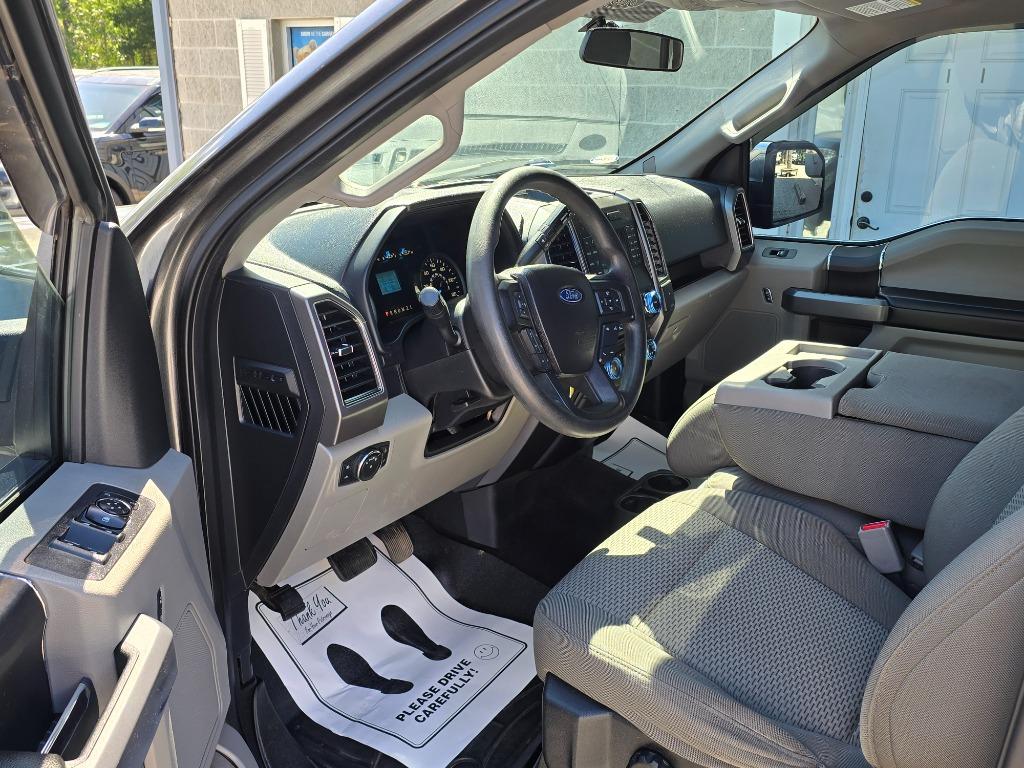 2017 Ford F-150 - $21,995