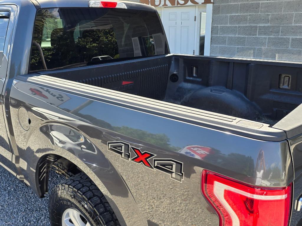 2017 Ford F-150 - $21,995