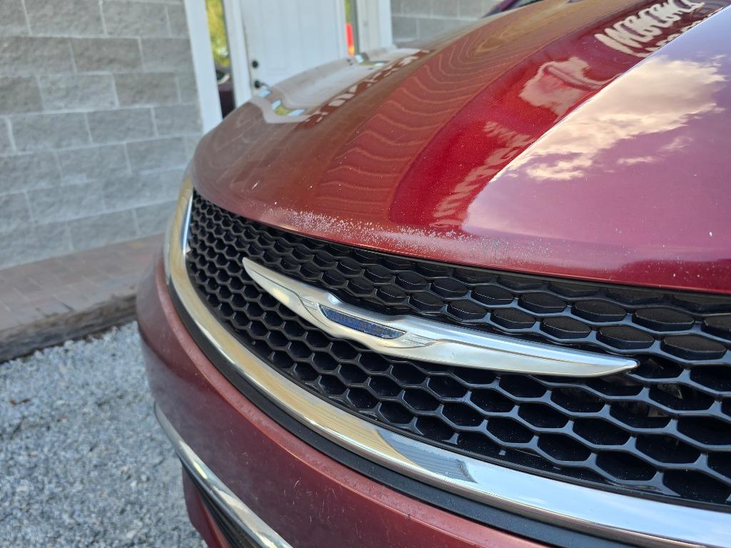 2016 Chrysler 200 - $8,995