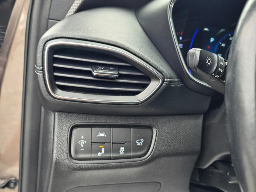 2020 Hyundai Santa FE - $19,995