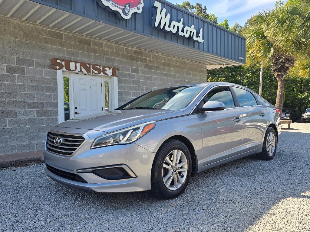 2016 Hyundai Sonata - $10,995